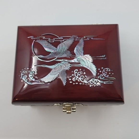Vintage Mother Of Pearl Inlay Wooden lacquer Arirang Music Jewelry Box Korean - Picture 3 of 13